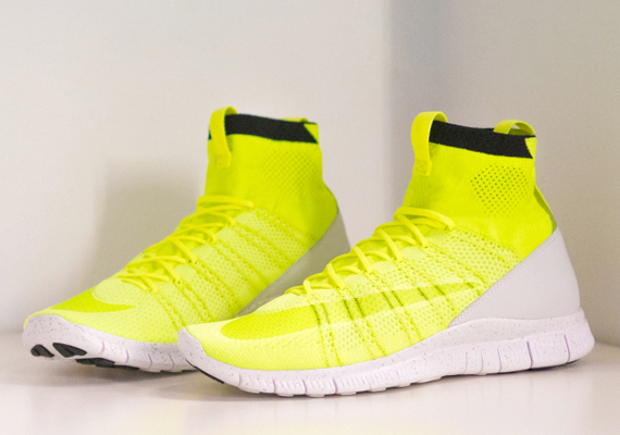A Detailed Look at the Nike Free Mercurial Superfly HTM "Volt"