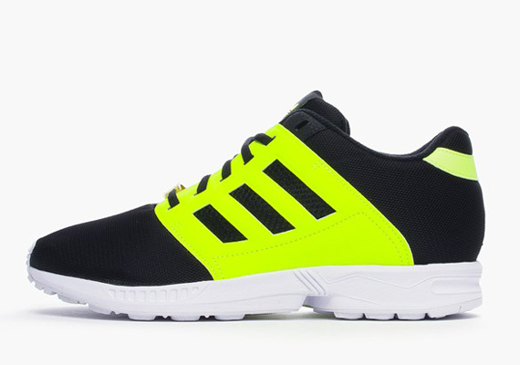 Zx flux clearance yellow and black