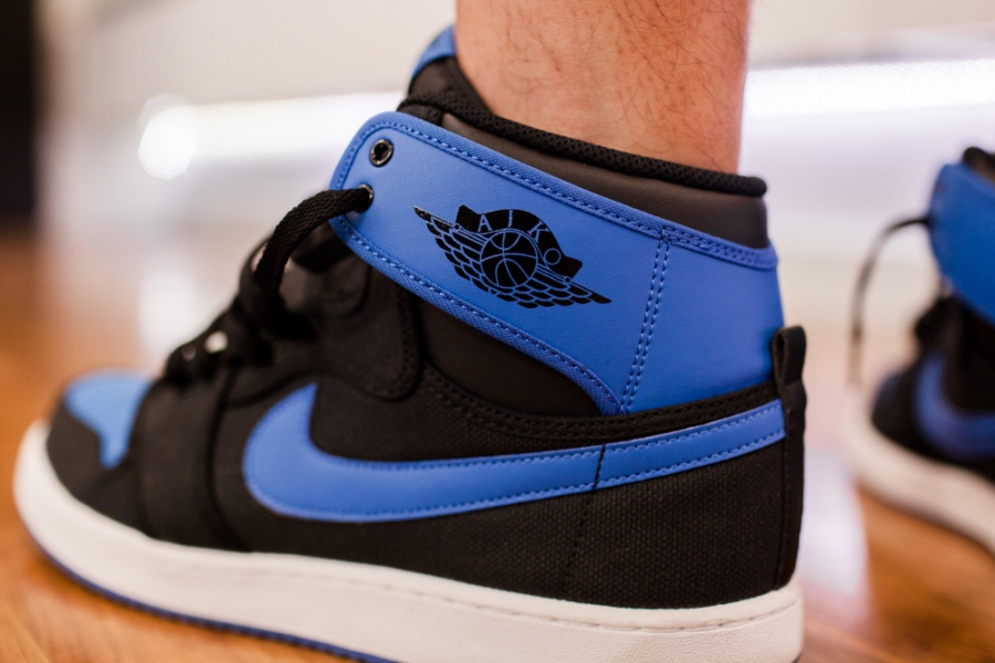 A Better Look at the Air Jordan 1 High Washed Black Ko Black Blue On Feet 06