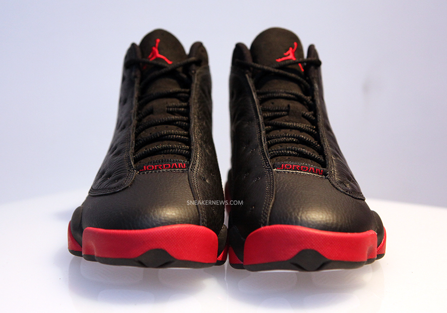 Air Jordan 13 Retro Black Varsity Red 4