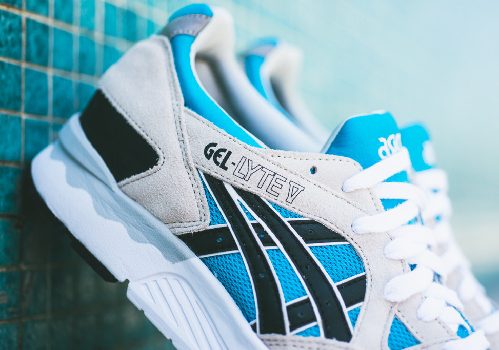 Asics Gel Lyte V Atomic Blue Black 04