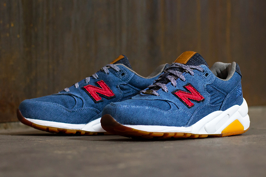 Capsule New Balance Mt580 Canadian Tuxedo Arriving Additional Retailers 03