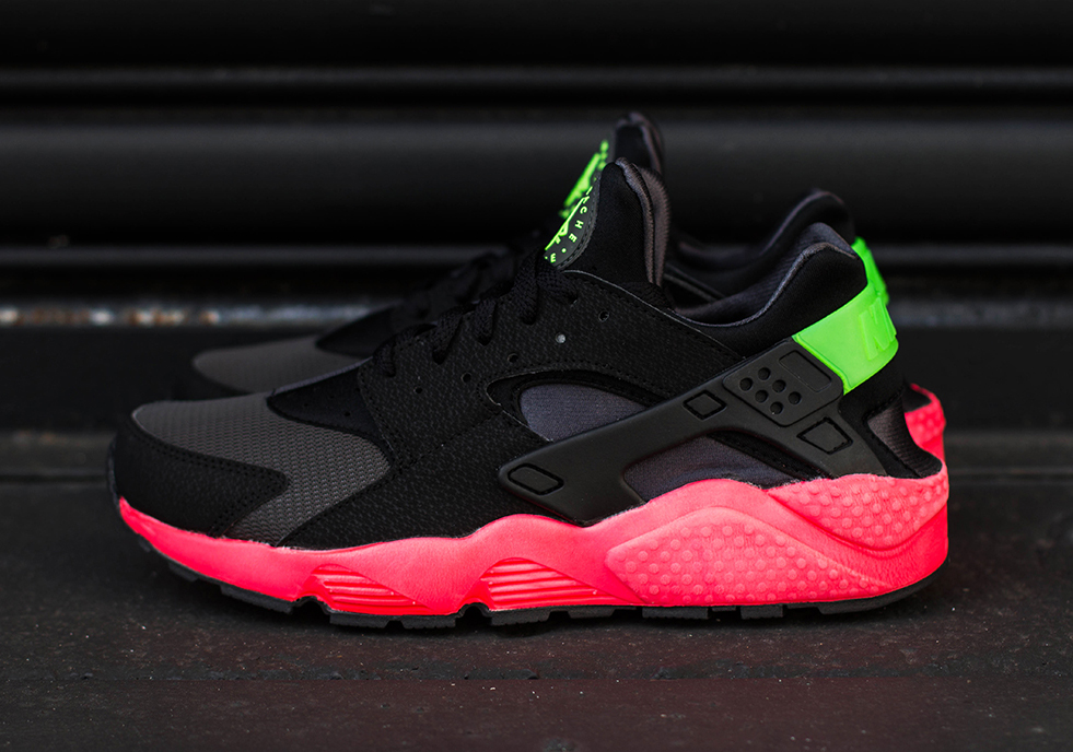 Nike Air Huarache Hyper Punch Available 02