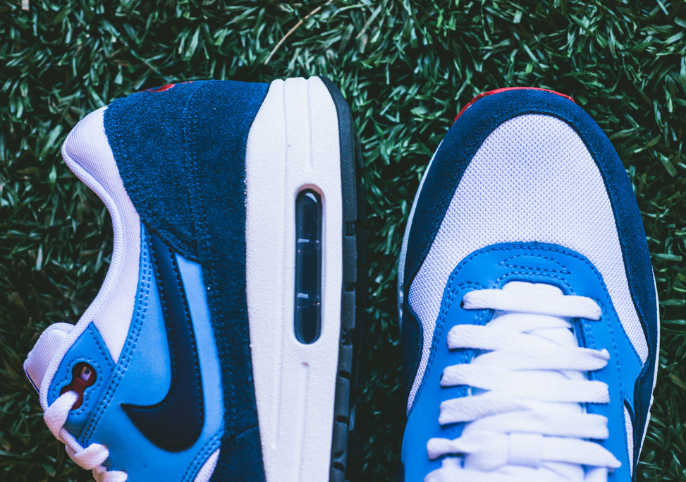 Nike Air Max 1 White Midnight Navy University Blue 04
