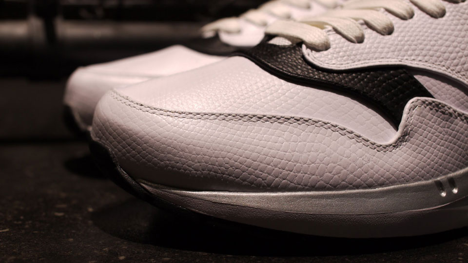 Nike Air Max Lunar1 White Black 04