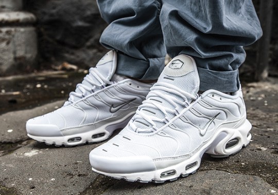 Nike Air Max Plus “Casper”