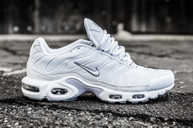 Nike Air Max Plus Casper 02