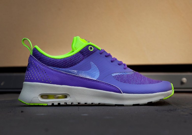 Nike Air Max Thea “Grape”