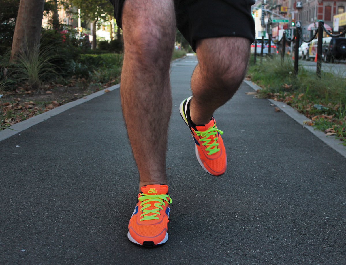 Nike Air Pegasus 83 30 Hyper Crimson 03