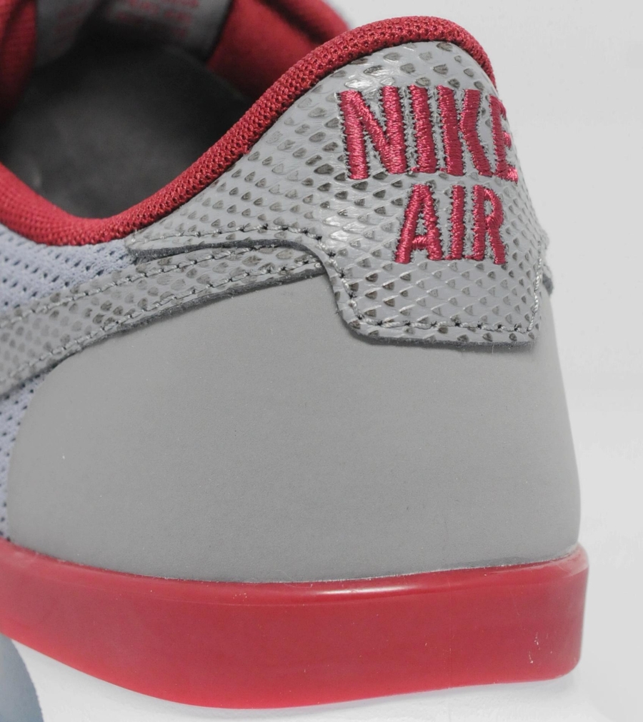 Nike Air Pegasus 83 30 Snake Swoosh 01