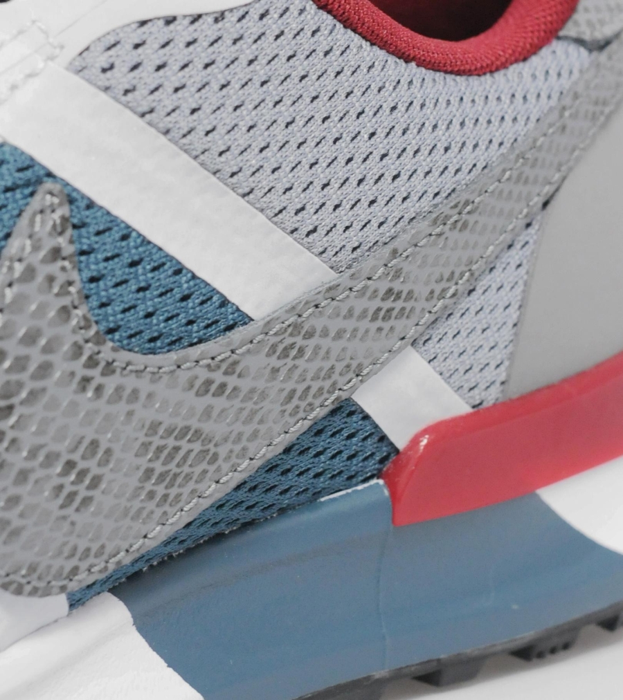 Nike Air Pegasus 83 30 Snake Swoosh 02