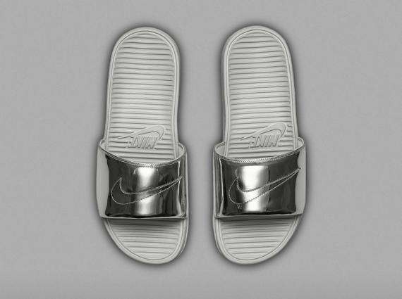 Nike Benassi Solarsoft Slide Silver 01