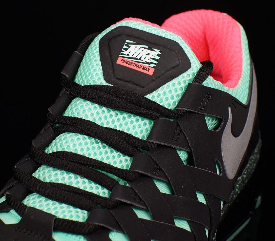 Nike Finger Trap Glow 3m Hyper Punch 04