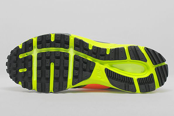 Nike Lunar Pegasus Nsw Fierce Green Bomber Grey Hyper Crimson 03