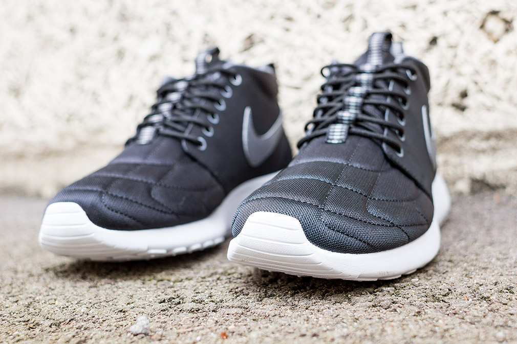 Nike Roshe Run Mid Black Dark Grey 03