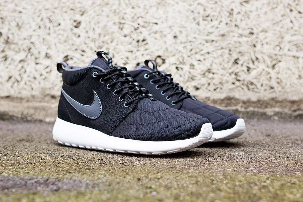 Nike Roshe Run Mid Black Dark Grey 06