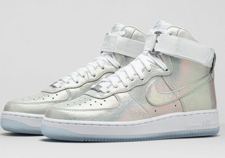 Nike WMNS Air Force 1 “Iridescent Pearl Collection”