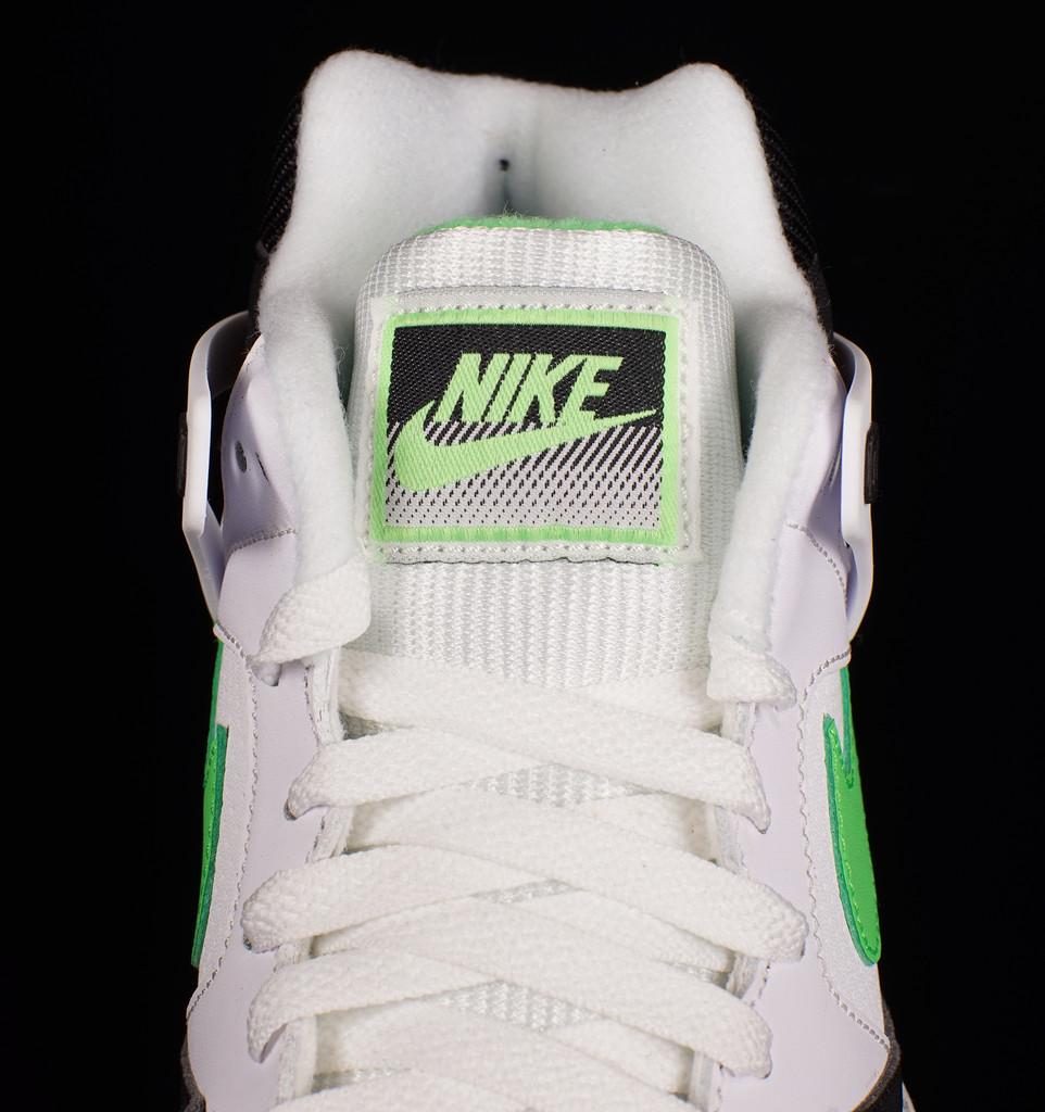 Poison Green Air Tech Challenge Ii 01