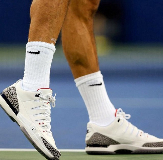 Roger Federer Begins 2014 US Open in Nike Zoom Vapor Tour Air Jordan 3 ...
