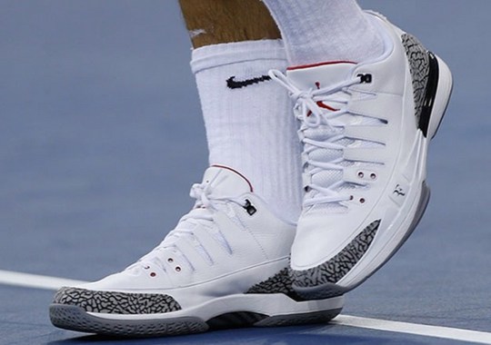 Roger Federer Begins 2014 US Open in Nike Zoom Vapor Tour Air Jordan 3