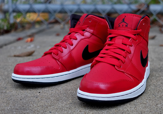 Air Jordan 1 Mid Gym Red Available 02
