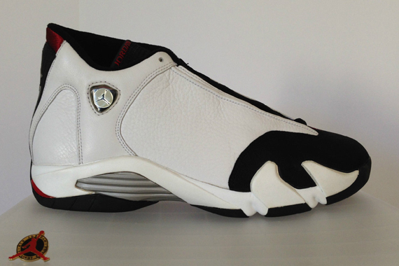 Air Jordan 14 Og Black Toe On Ebay 03