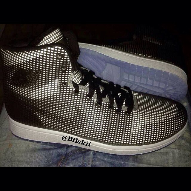 Air Jordan 4 Lab 1 01