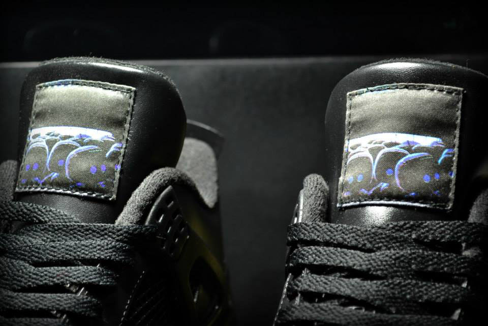 Air Jordan 4 Playstation 4 01