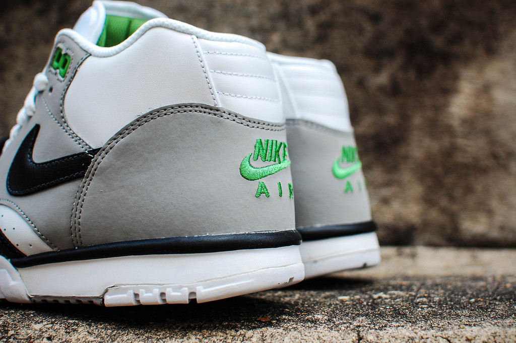 Bo Jackson Trainer Chlorophyll 05