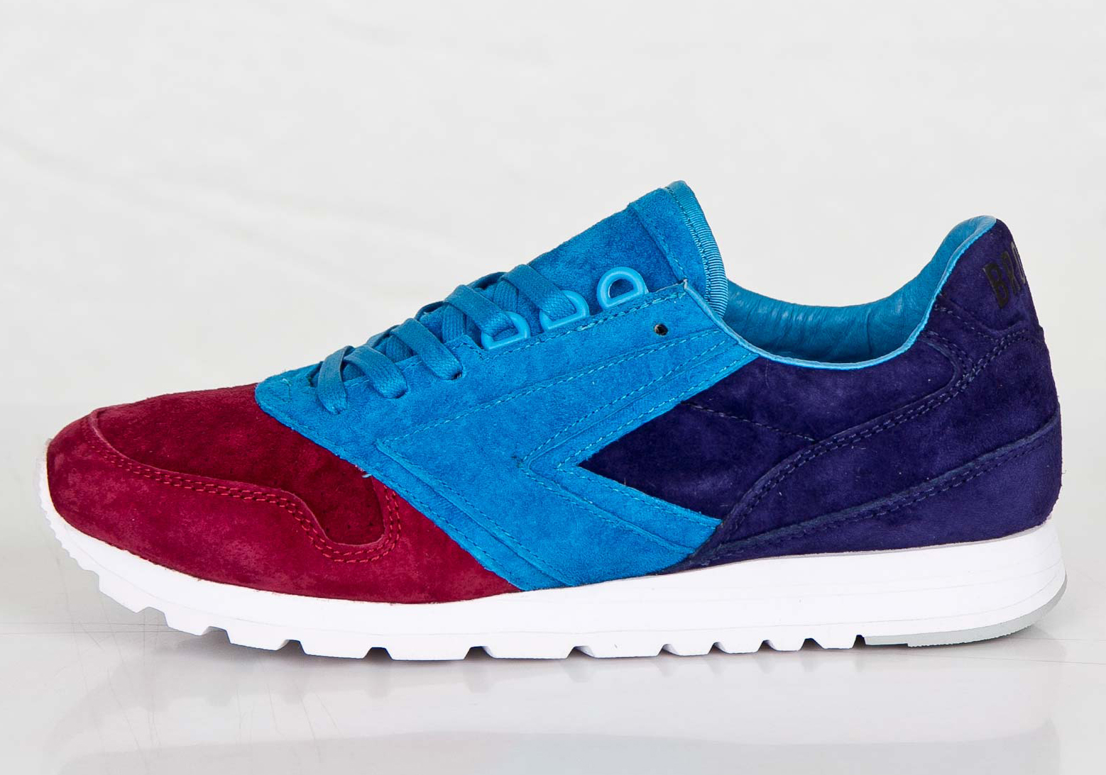 Concepts Brooks Chariot Releasing Global Retailers 02