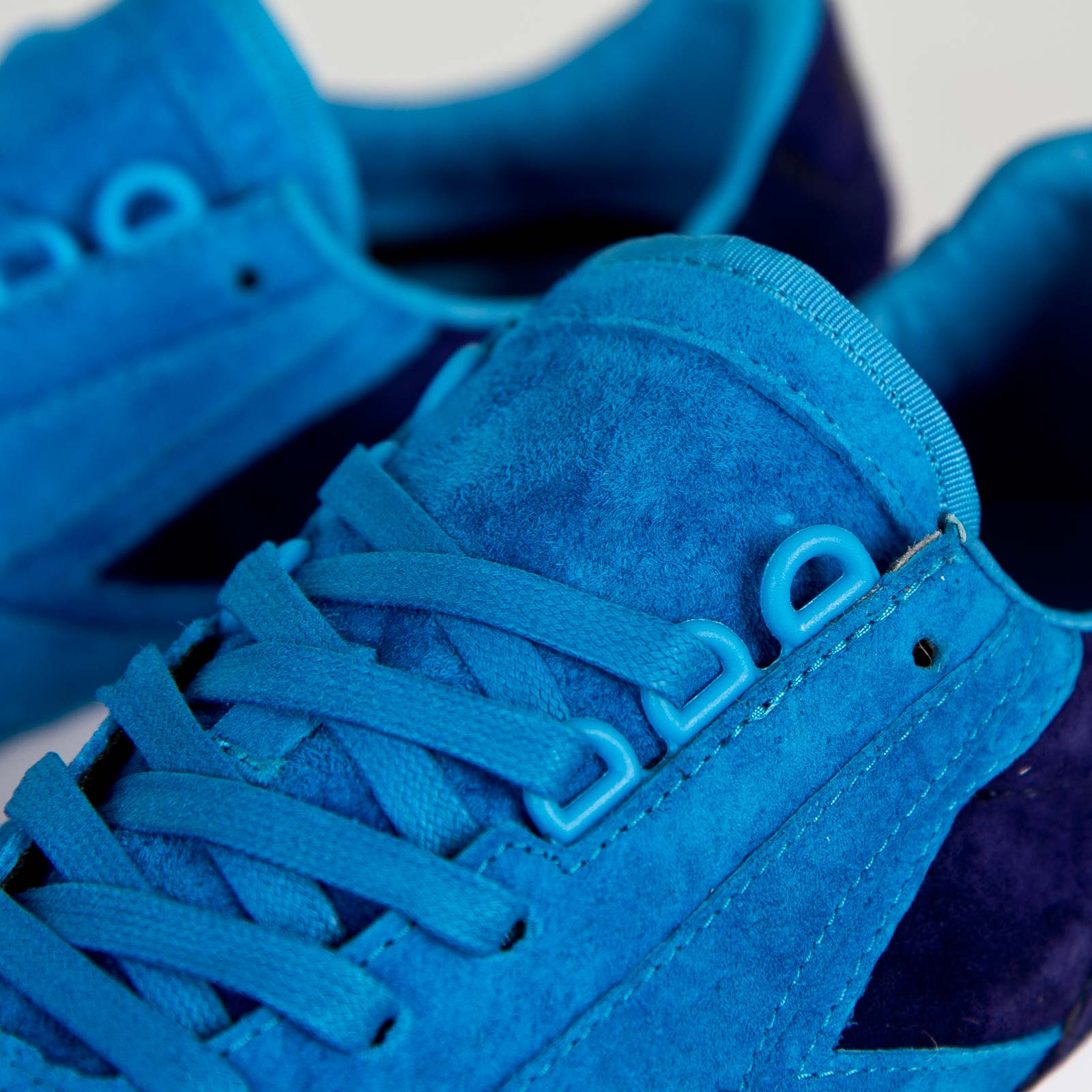 Concepts Brooks Chariot Releasing Global Retailers 05