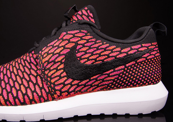 Nike Flyknit Roshe Run "Fireberry" + "Midnight Fog" - Arriving at Retailers