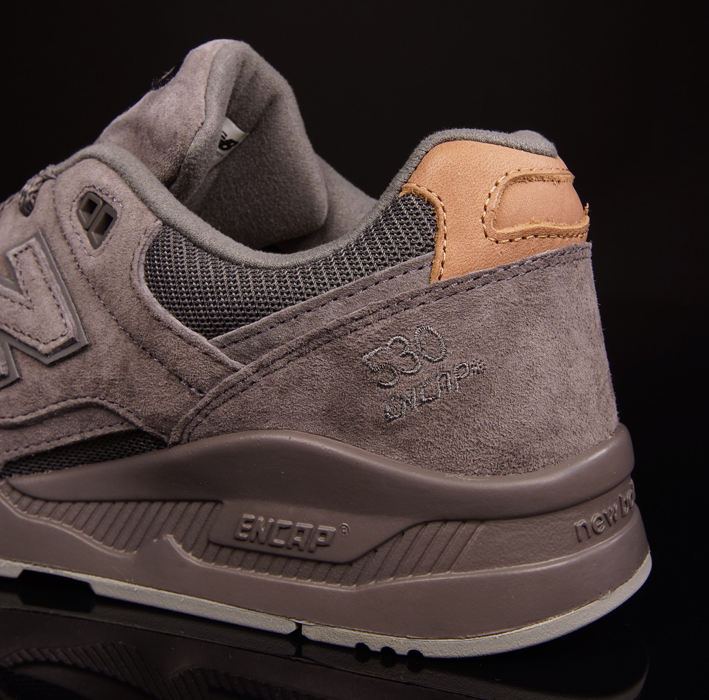 New Balance 530 Grey Suede 04
