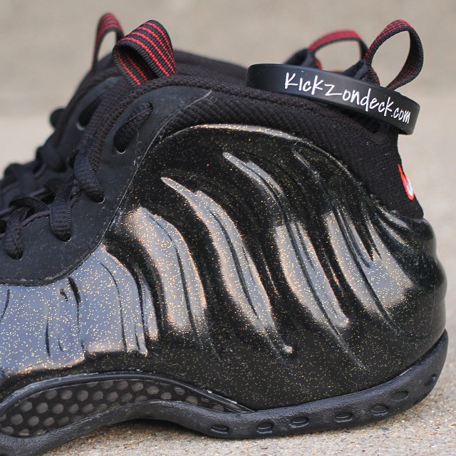 Nike Air Foamposite One Gold Speckle 02