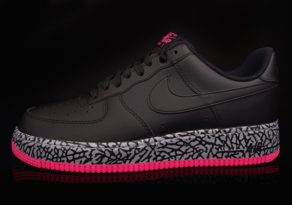 Nike Air Force 1 Low – Black – Hyper Pink – Wolf Grey