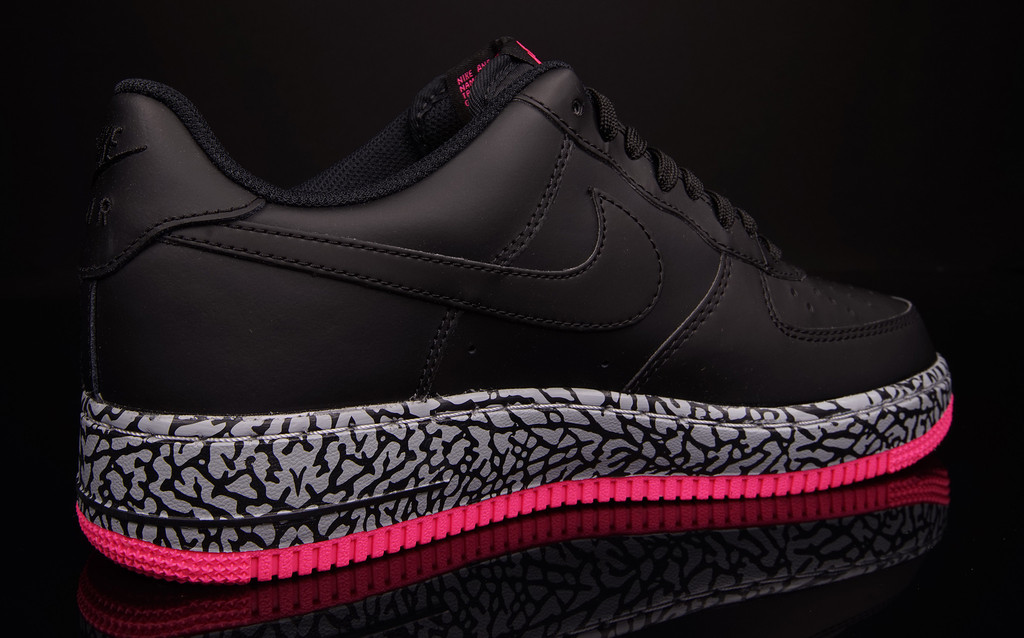 Nike Air Force 1 Low Black Hyper Pink Wolf Grey 021