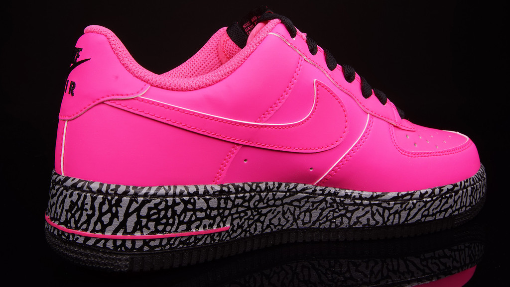 Nike Air Force 1 Low Gs Hyper Punch Hyper Pink Black 03