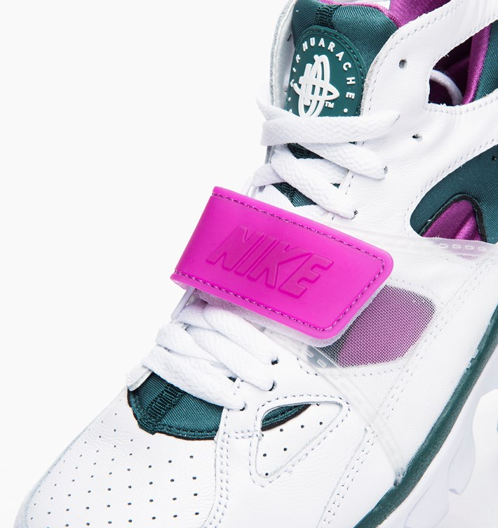 Nike Air Trainer Huarache Dark Emerald 02