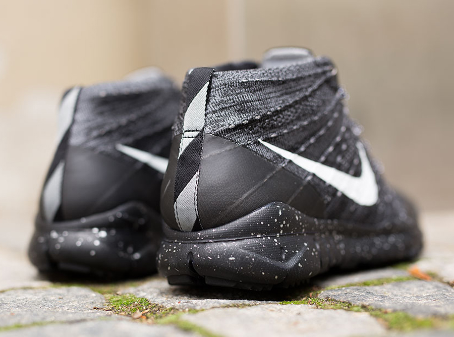 A Detailed Look at the Nike Flyknit Chukka FSB 