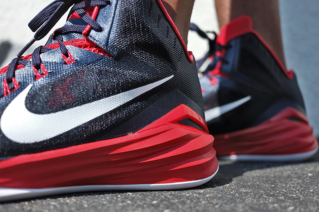 Nike Hyperdunk 2014 Obsidian University Red 04