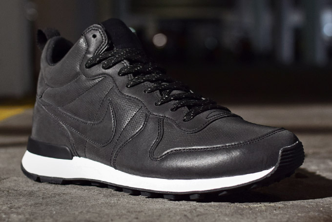 Nike Internationalist Mid Prm Reflective 03