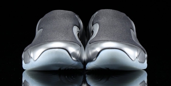 Nike Solo Slide Metallic Silver 04