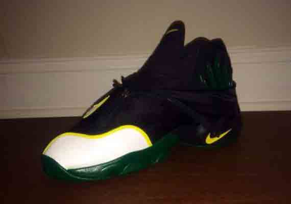 nike zoom flight the glove sonics 2