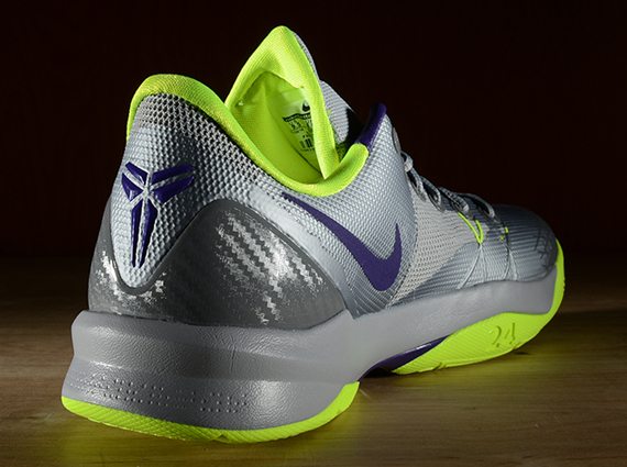 Nike Zoom Kobe Venomenon 4 Wolf Grey Release Date 07
