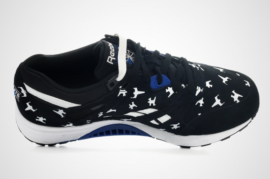 Reebok Classic Ventilator Black Suede 04