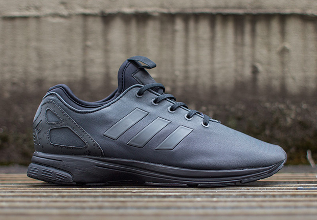 adidas ZX Flux Tech NPS "Blackout"