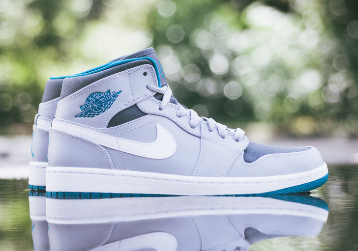 grey and turquoise jordans