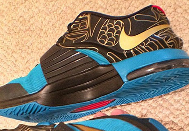 Another Look at the Nike KD 7 "N7"