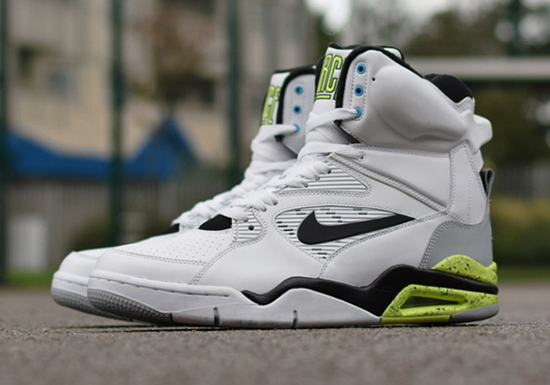 Nike Air Command Force Retro - New 