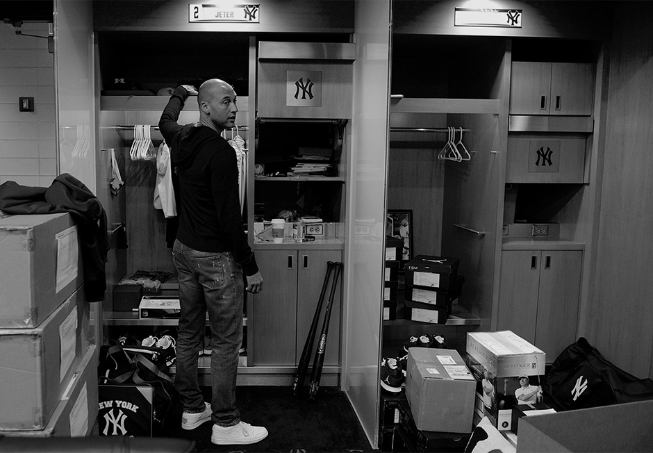 derek jeter wearing jordans